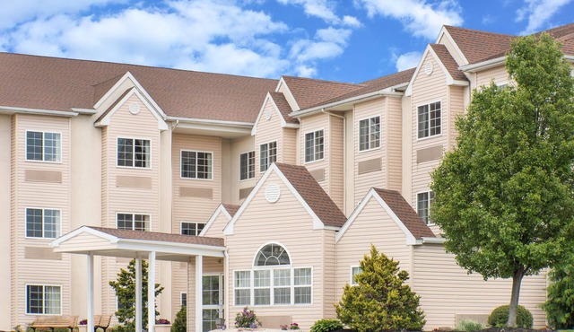 Microtel Inn & Suites by Wyndham Hamburg