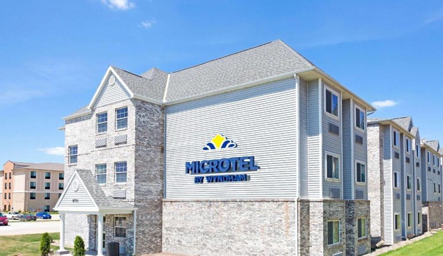 Microtel Inn & Suites Urbandale