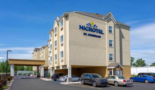 Microtel Inn & Suites by Wyndham Niagara Falls