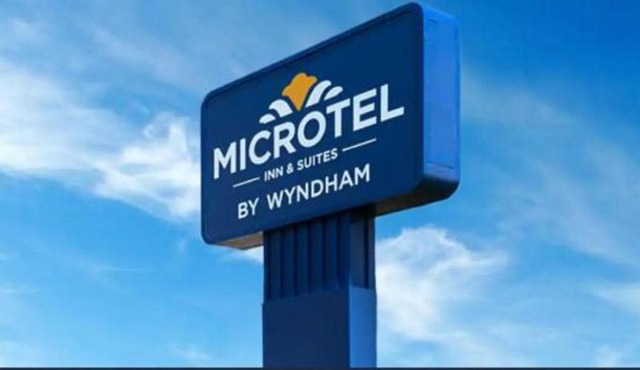 Microtel Inn & Suites by Wyndham Woodland Park