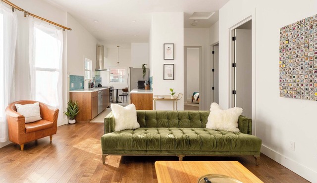 Mid-Century Dream | 3BR/2BA | Heart of Hawthorne