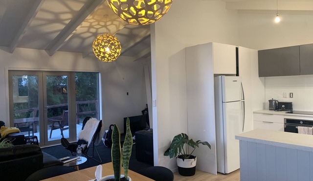 Mid century house in Central Franz location