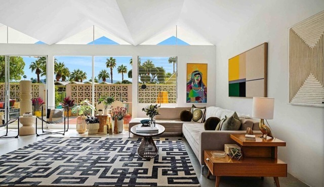 Mid-Century Icon Steps to Downtown Palm Springs, 2 Bed/2 Bath plus Den