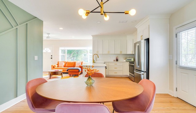 Mid-Century Lakeland Home w/Game Room!