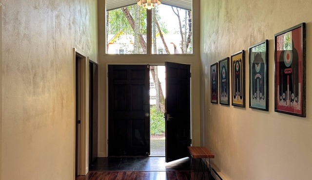 Mid-Century Modern Getaway in the Woods