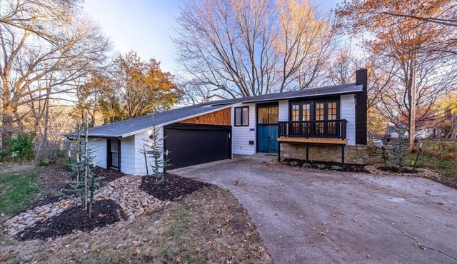 Mid-Century Modern Retreat Home in Overland Park - Full Home