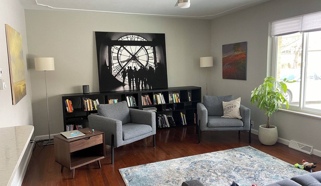 Mid-Century Modern 2 Bedroom Rambler in the heart Longmont