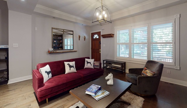 Mid Century Modern 3 BR in DT, TO