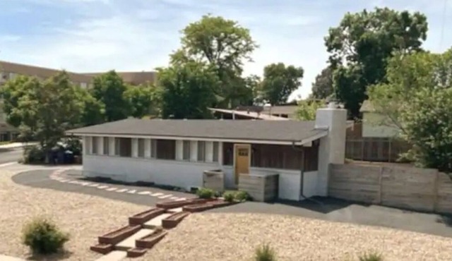 Mid-century modern style home in Harvey Park