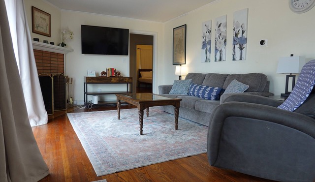 Mid Century Modern Retreat in North Augusta