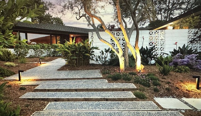 Mid-Century Ranch- by the Beach