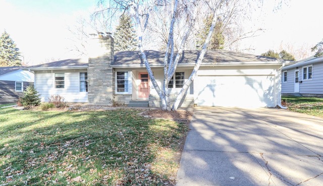 Mid-Century Spacious Ranch