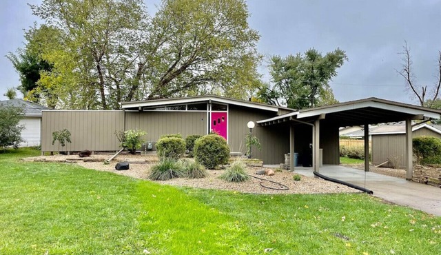 Mid-Century Style & Class In Quiet NE Location