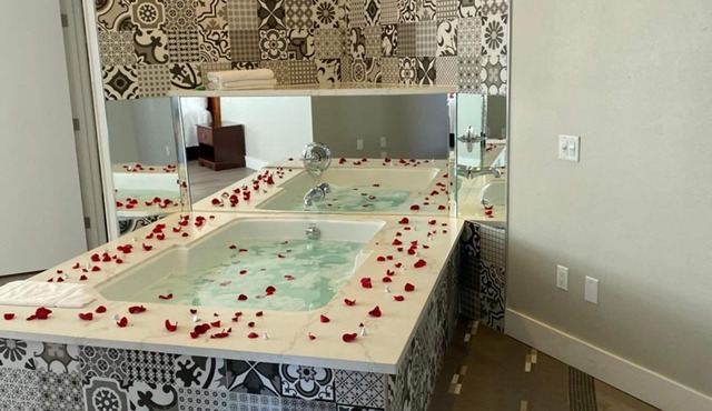 Mid City Inn and Suites