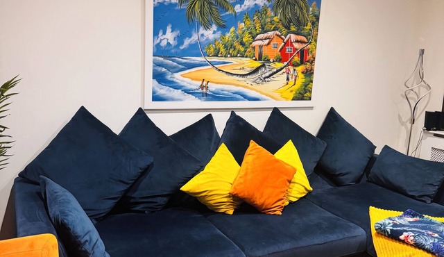 Mid Kent Lux -Have an entire home in Northfleet, UK. 4 guests, 2 beds, 2bedrooms