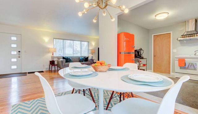 Mid Mod Inspired - WSU, WPAF Base, Soin Med Center