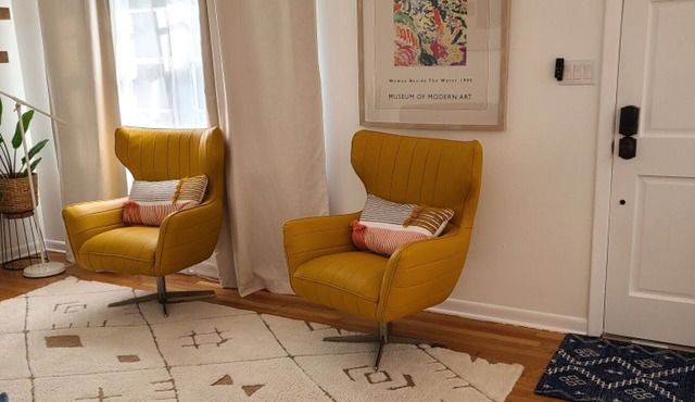 Mid-term, open-floor home full of natural light. 10 min from the River District.