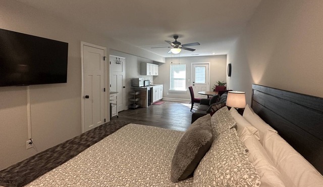 Mid-term rental available - close to all attractions in the Greater Chattanooga and NW Georgia area