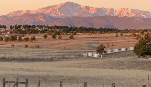 Mid-terms rental or Family Friendly Getaway