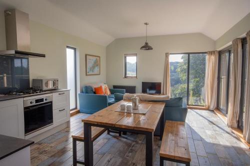 Middle Barn at Cusgarne Manor, adults only