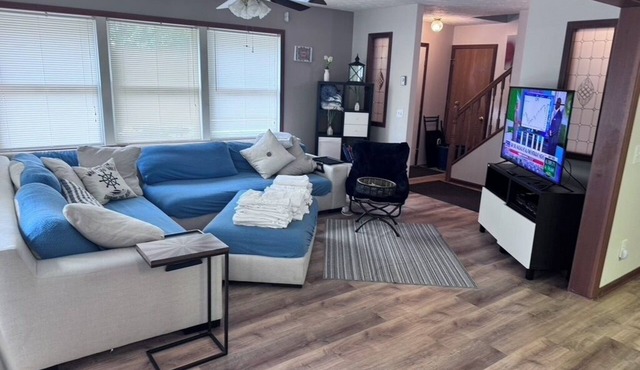 Middle Bass Island - Large 4Br/3Ba.Perfect for Multiple Families/Couples