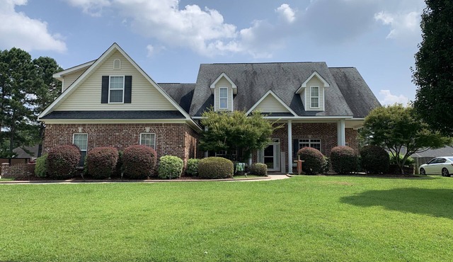 Middle GA Getaway/Retreat Location - 5 bedroom Home