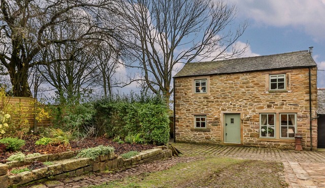 Middle Warble Stables