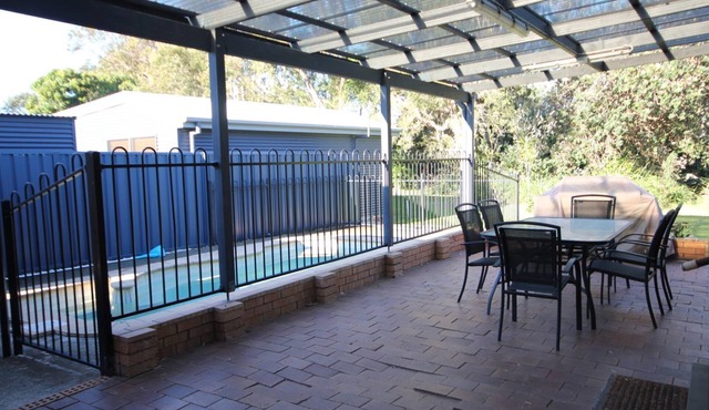 Middlerock Retreat - short walk to beach