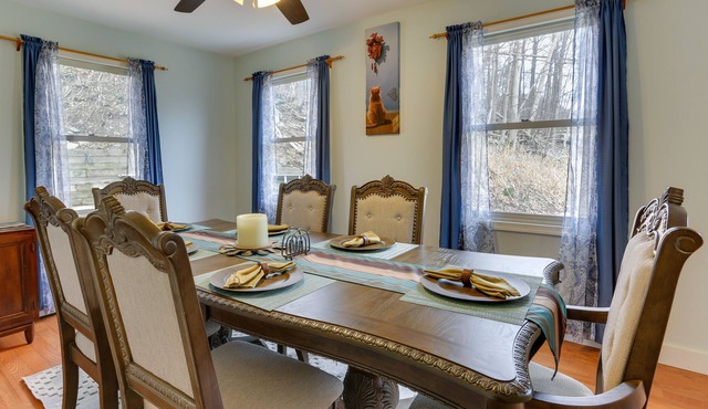 Middletown Rental w/ Spacious Back Deck!