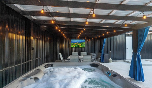 Midland's Most Private Tiny Cottage