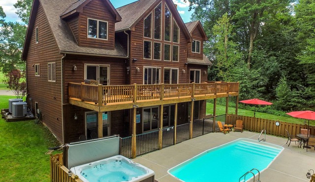 Midnight Dip | Private Pool + Hot Tub + Pet-Friendly!