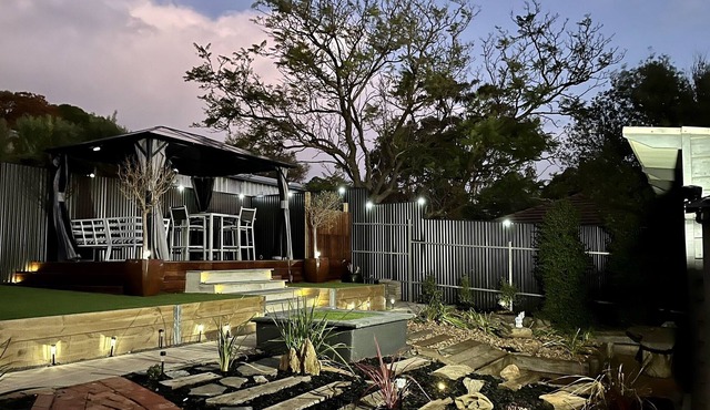 'Midnight Marino' w/ Ocean Views + Gazebo + Study