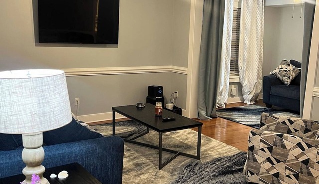 *Midterm* Spacious Home at Buckroe Beach