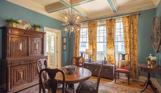 Midtown Central Gardens Bungalow