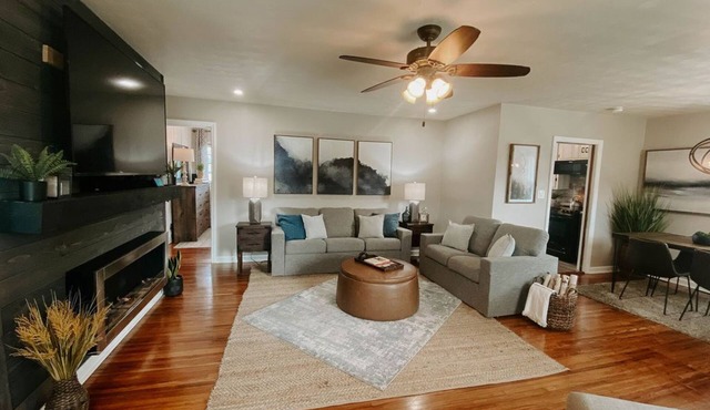 Midtown Cottage- Self Check-In & Centrally Located in Owensboro