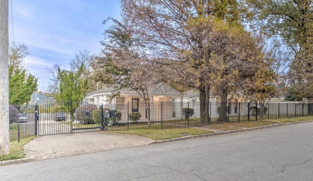 Midtown Gated Cottage w Parking Near Overton Square