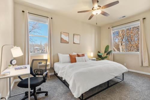 MidTown Hideaway Fire Pit and King Beds