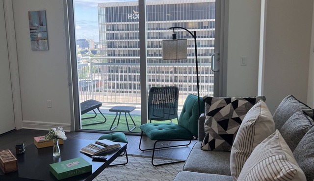 Midtown High Rise