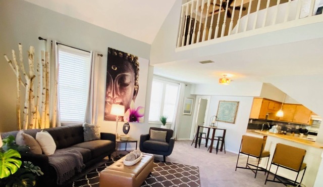 Midtown Loft in a Historic four plex in Midtown Mobile