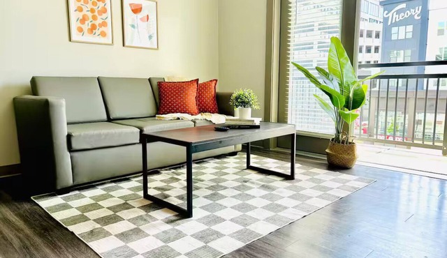 Midtown Luxury Apartment 07-C1