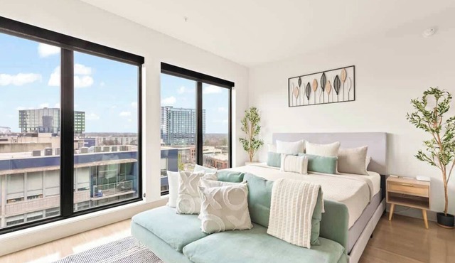 Midtown Luxury with Skyline Views