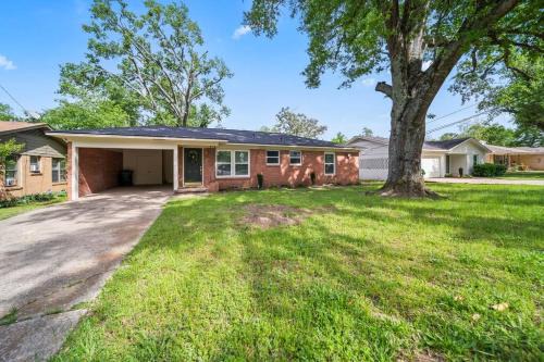Midtown Modern Cottage