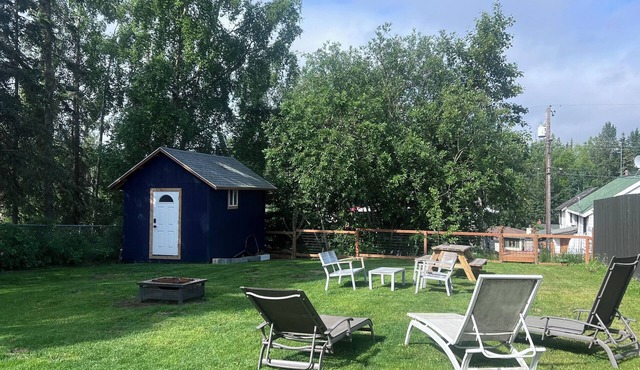 Midtown Outdoorsy Apartment