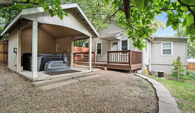 Midtown Spot! Lovely Fenced Backyard & Hot Tub!