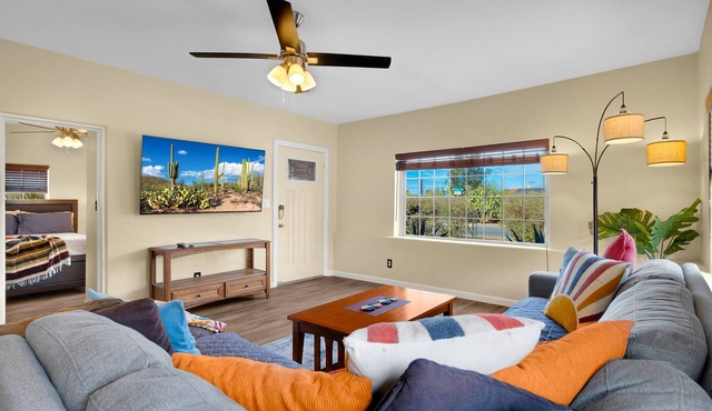 Midtown Territorial Home Beautifully Updated + Convenient 2 miles U of A