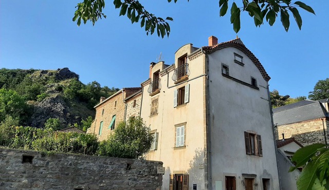 Mika's house near Super Besse