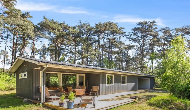 "Mikkelina" - 700m from the sea by Interhome