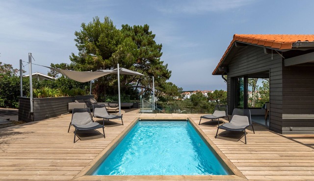 MILADY · KEYWEEK Villa with Pool, Ocean Views in Biarritz