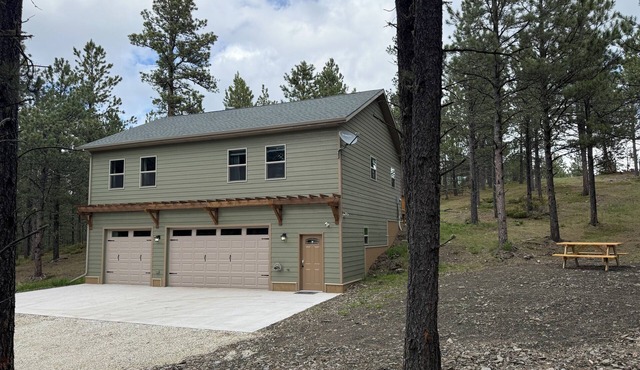 Mile-high Pines Lodge
