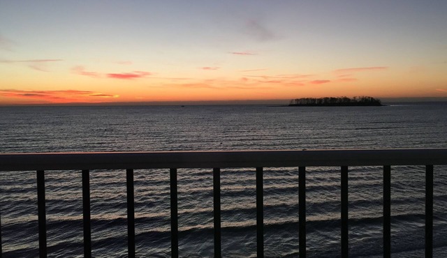 Milford Beach House - Newer Construction!